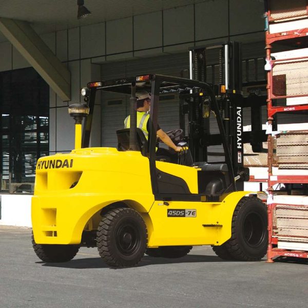 Hyundai Diesel 35 40 45DS forklift manual